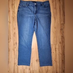 Bandolino Women’s Size 16 Straight Leg Jeans – Medium Wash Denim, 31” Inseam